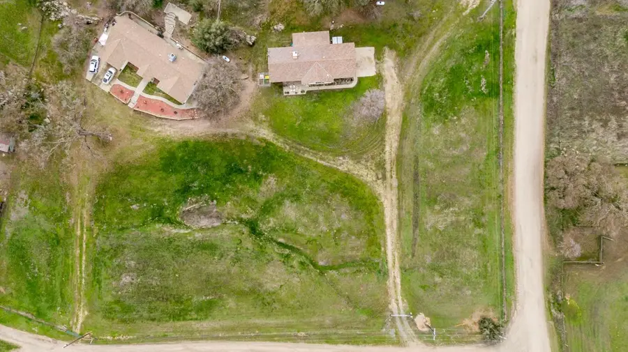31306 Ruth Hill Road, Yokuts Valley, CA 93675 - Image #2