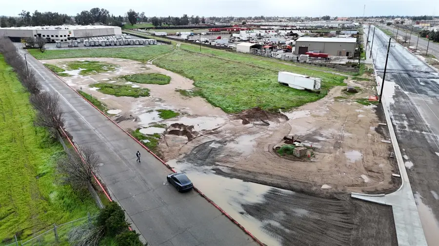 4397 N Golden State Boulevard, Fresno, CA 93722 - Image #2