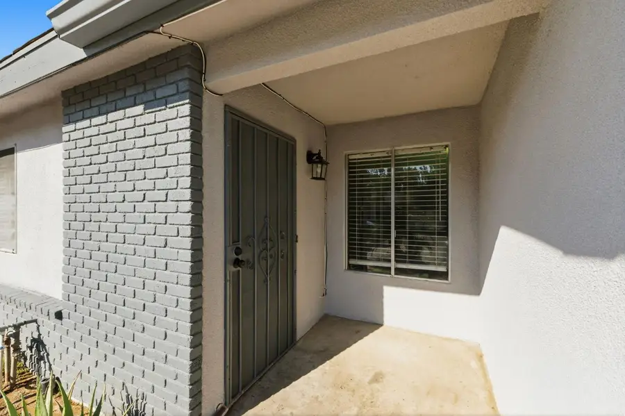 5038 W Donner Avenue, Fresno, CA 93722 - Image #3