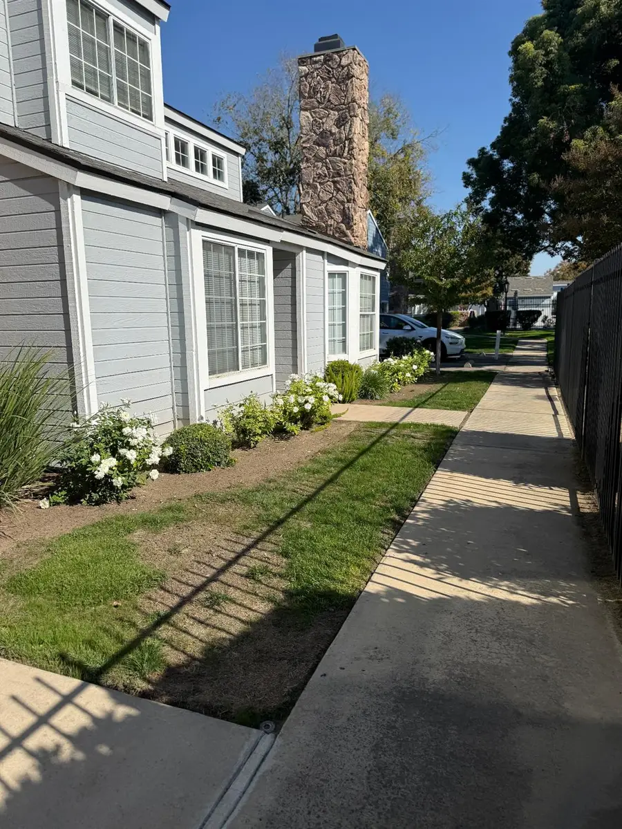 1448 Plymouth Rock Way, Clovis, CA 93612 - Image #2