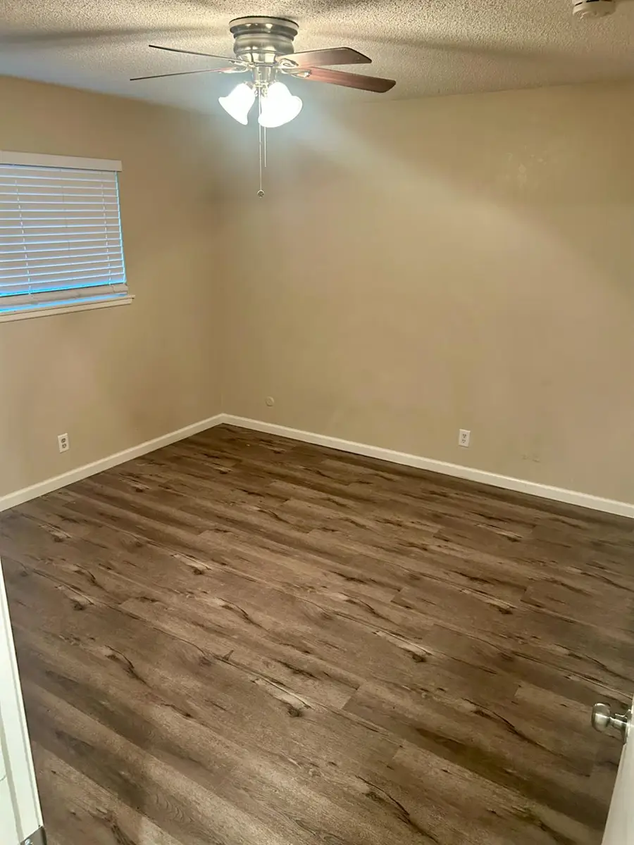 650 W Donner, Clovis, CA 93612 - Image #2