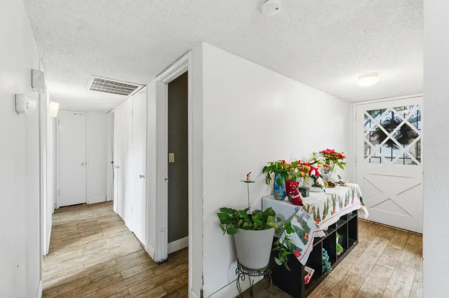 1443 E Palo Alto Avenue, Fresno, CA 93710 - Image #3