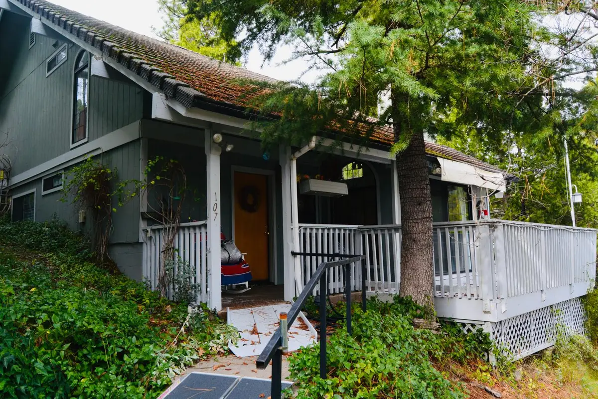 40748 Foxboro Ct, Bass Lake, CA 93604 - Image #1