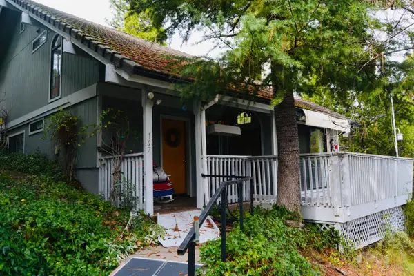 40748 Foxboro Ct, Bass Lake, CA 93604