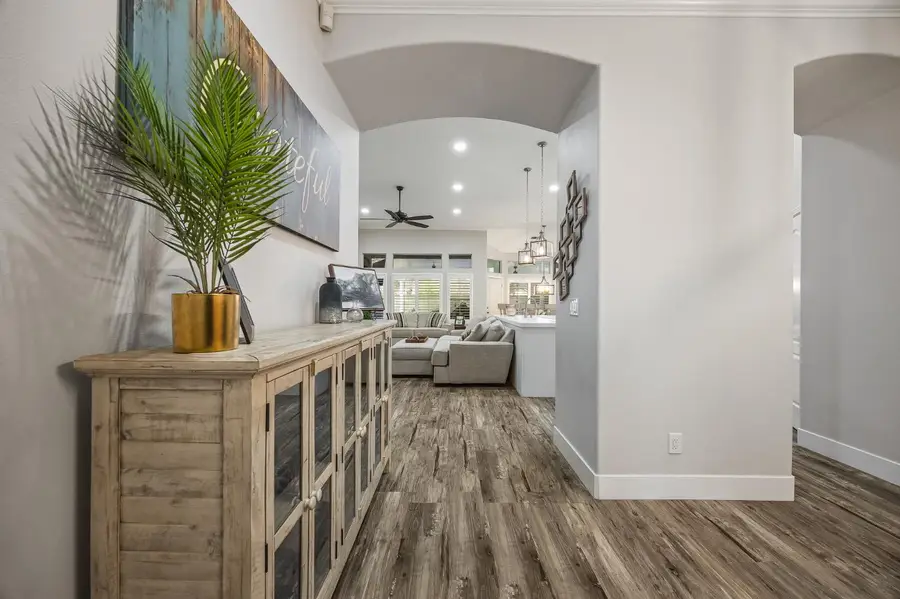 6168 N Stockdale Drive, Fresno, CA 93722 - Image #3