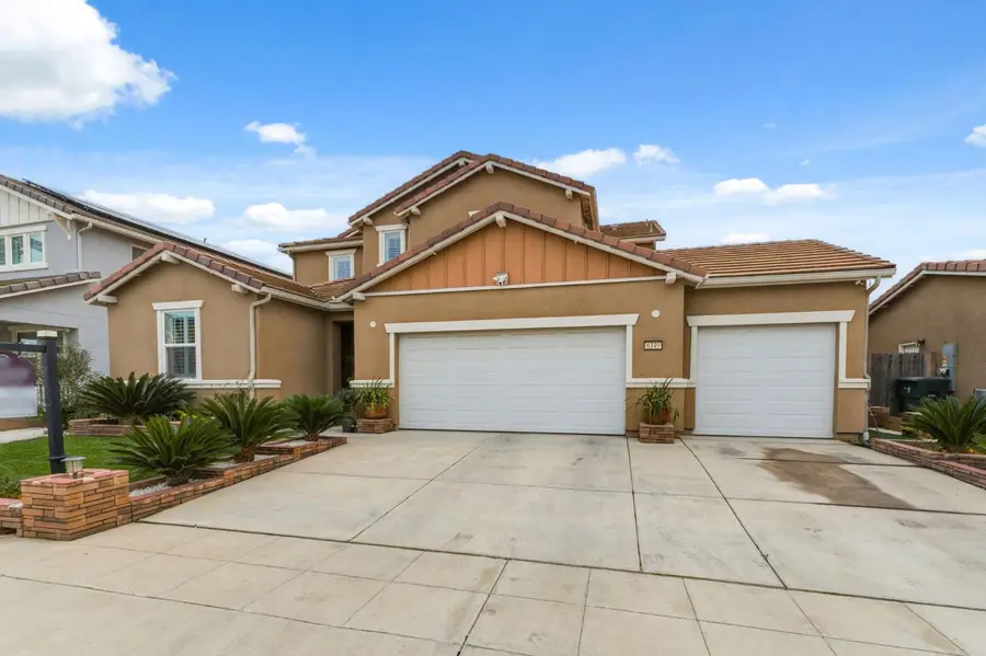 6349 W Acacia Avenue, Fresno, CA 93723 - Image #2