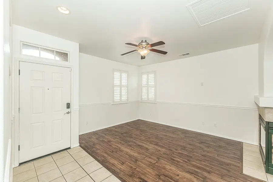 704 W Riviera Lane, Clovis, CA 93619 - Image #3