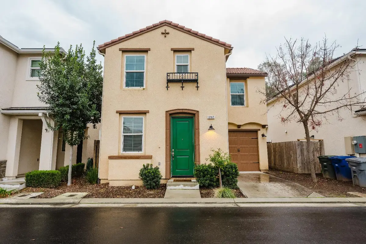 3762 Savant Ln, Clovis, CA 93619 - Image #1