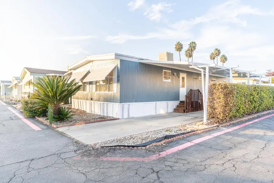 105 W Herndon Avenue #112, Pinedale, CA 93650 - #2