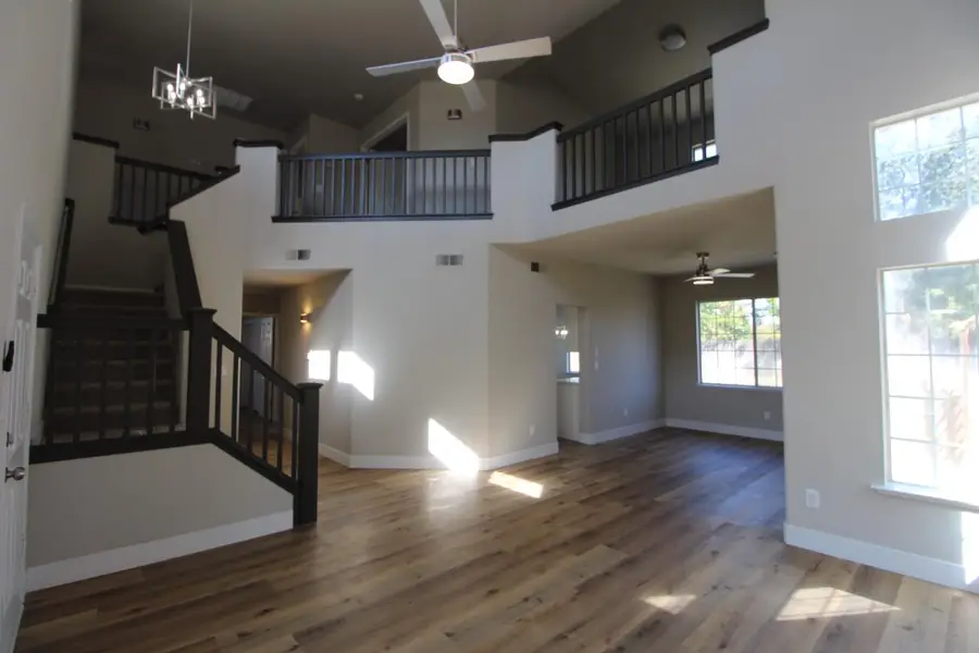 2117 Goshen Avenue, Clovis, CA 93611 - Image #3