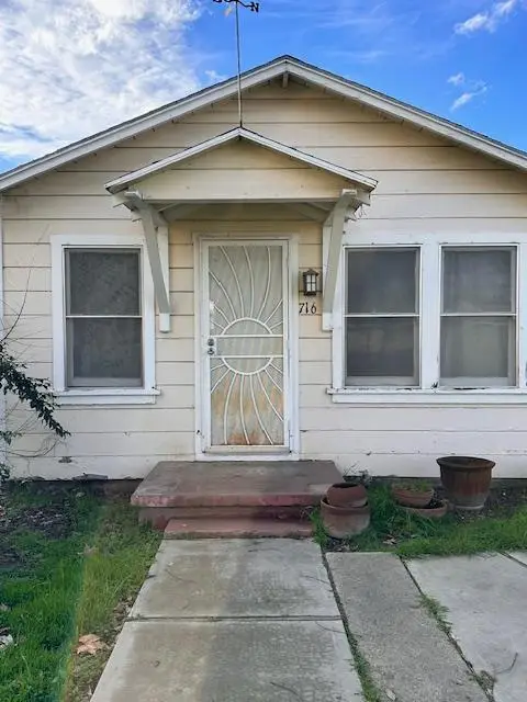 716 Nebraska Avenue, Madera, CA 93638 - Image #1