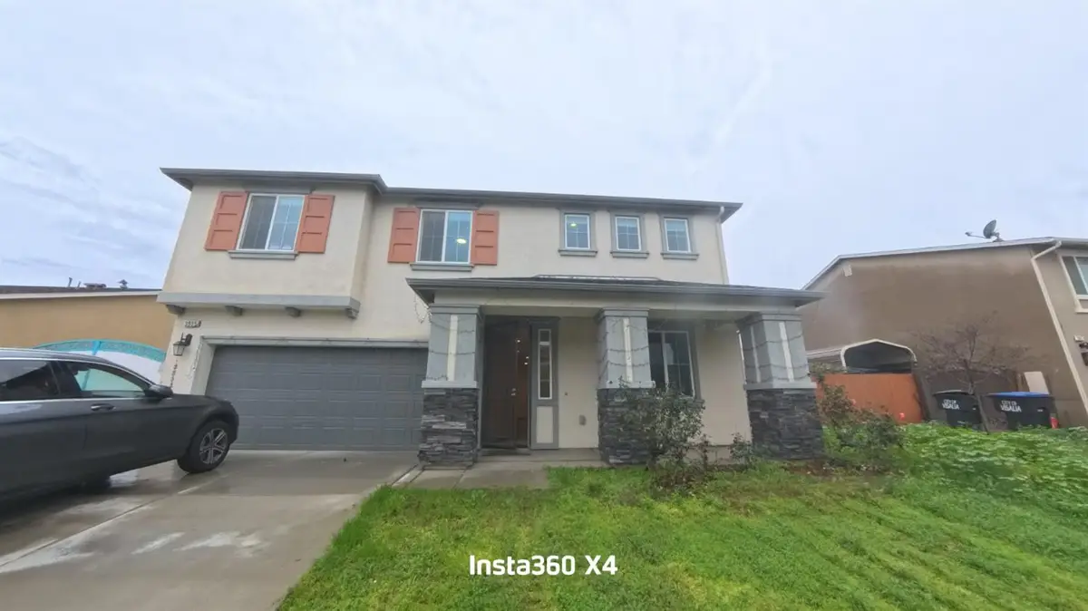 3935 E Myrtle Avenue, Visalia, CA 93292 - Image #1