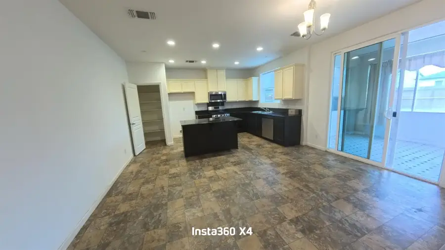 3935 E Myrtle Avenue, Visalia, CA 93292 - Image #2