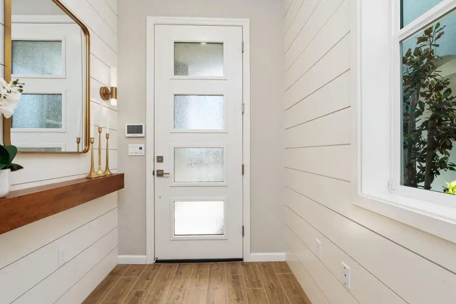 2083 N Wagon Lane, Clovis, CA 93619 - Image #2