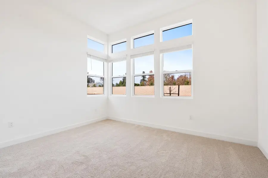 1584 Heirloom Avenue, Clovis, CA 93619 - #2