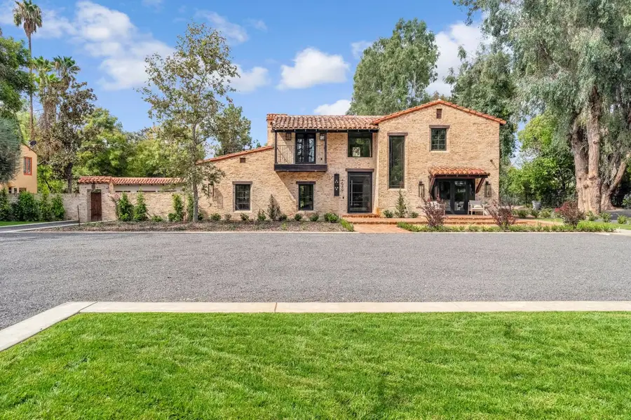 4689 N Van Ness Boulevard, Fresno, CA 93704 - Image #2