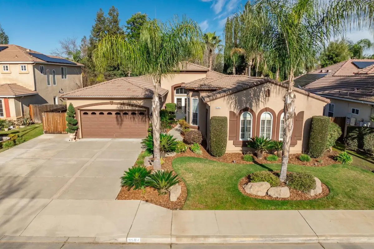 9584 N Larkspur Avenue, Fresno, CA 93720 - Image #1