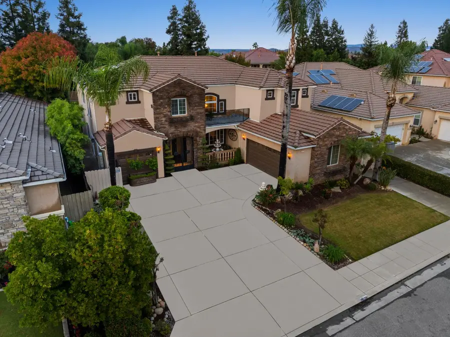 2878 E Omaha Ave, Fresno, CA 93720 - Image #2