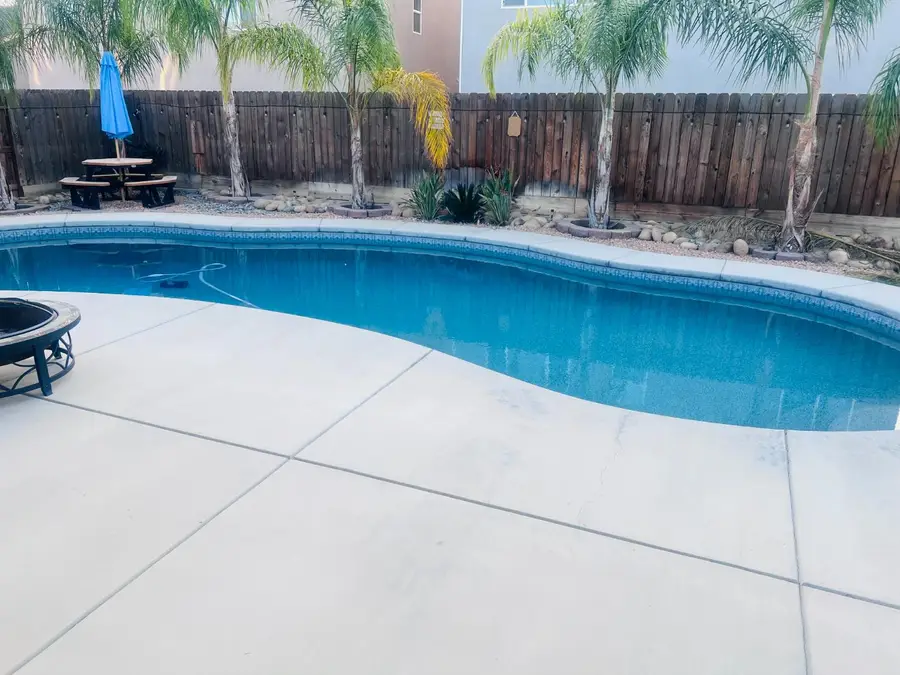 2933 N Hornet Avenue, Fresno, CA 93737 - #3