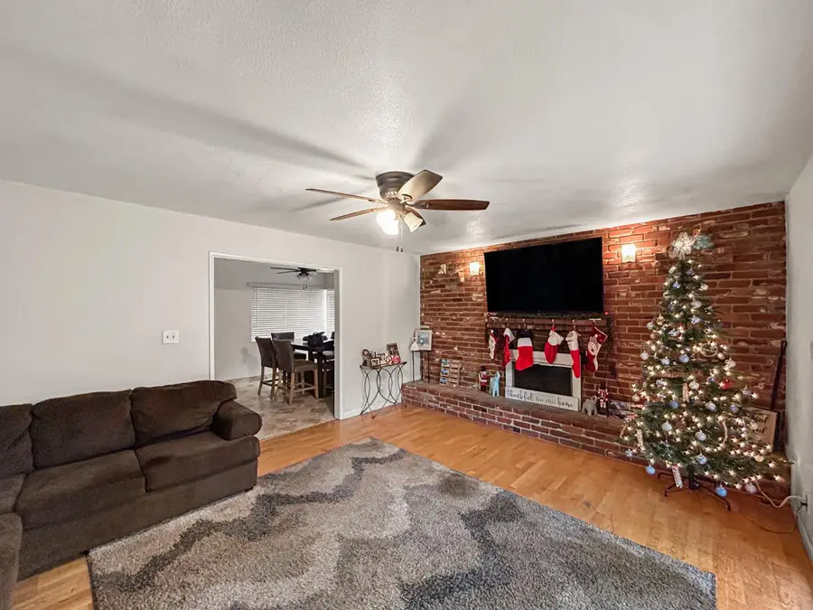 3144 E Santa Ana Avenue, Fresno, CA 93726 - #3