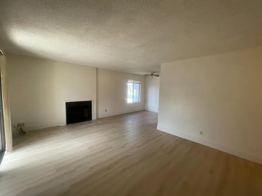 1221 N Peach Avenue #109, Fresno, CA 93727 - Image #2