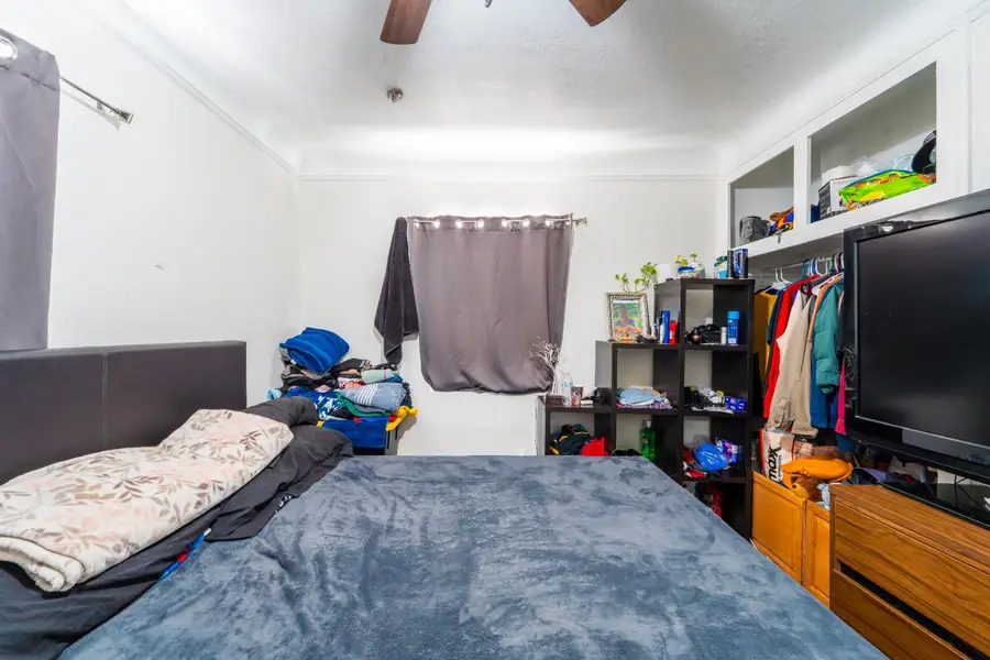 1413 W Fountain Way, Fresno, CA 93705 - Image #3