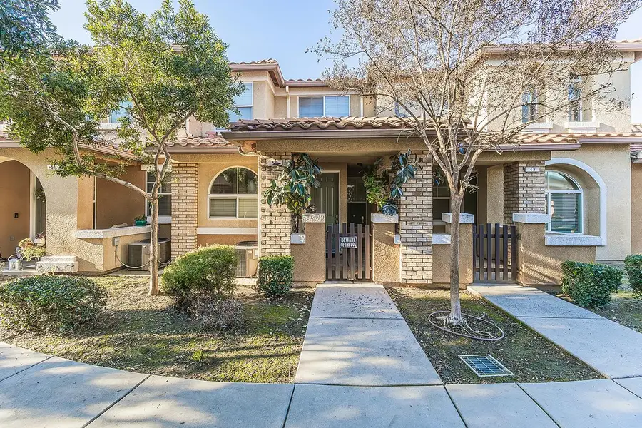 1146 W Walter Avenue #50, Fowler, CA 93625 - Image #2