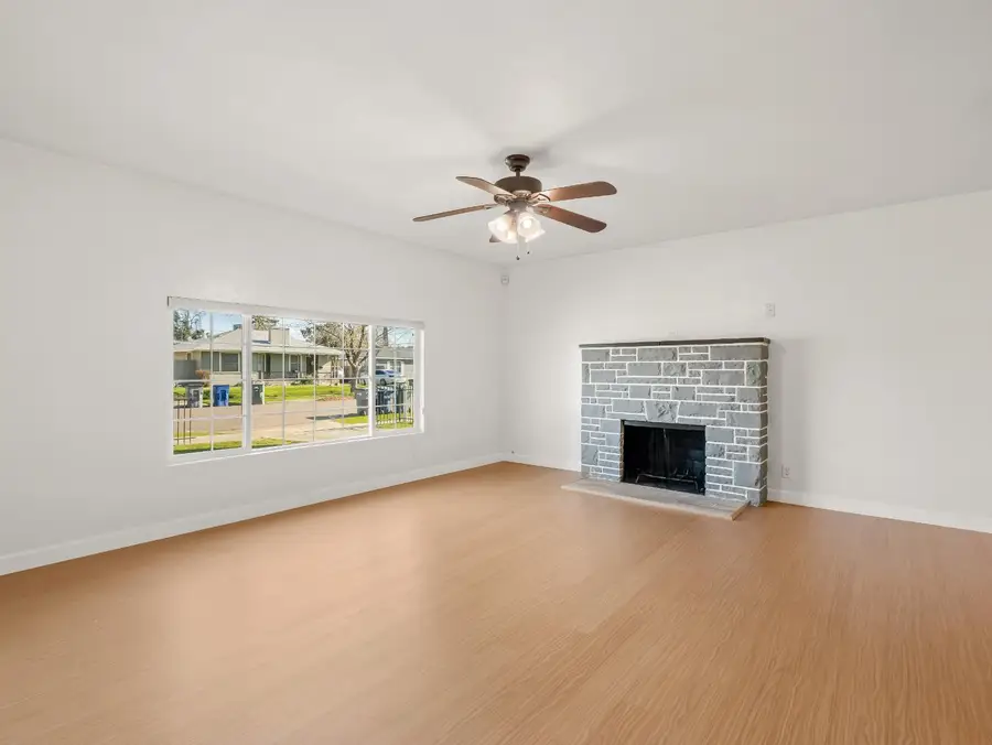 1591 N Durant Way, Fresno, CA 93728 - Image #3