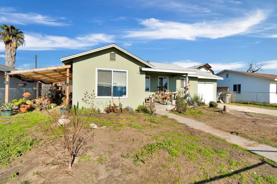 3743 E Mckinley Avenue, Fresno, CA 93703 - Image #3