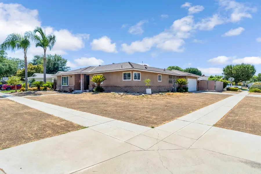 6737 N Harrison Avenue, Fresno, CA 93711 - Image #2