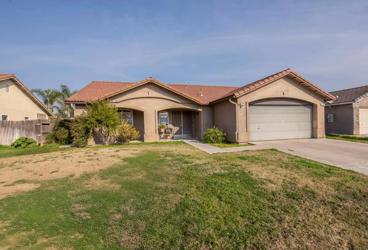 14072 W G Street, Kerman, CA 93630 - Image #1