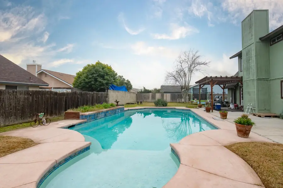 14531 W Kearney Boulevard, Kerman, CA 93630 - Image #2