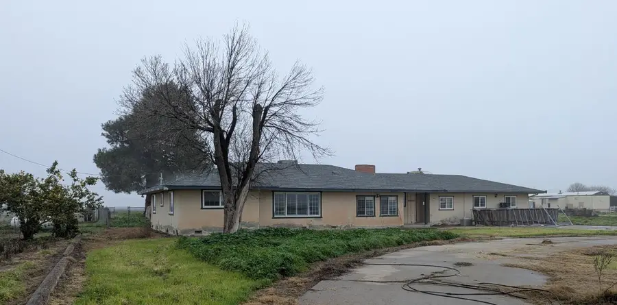 21009 19th Avenue, Stratford, CA 93266 - #3