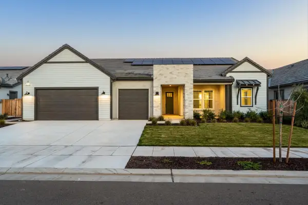 1785 N Renn Avenue, Clovis, CA 93619