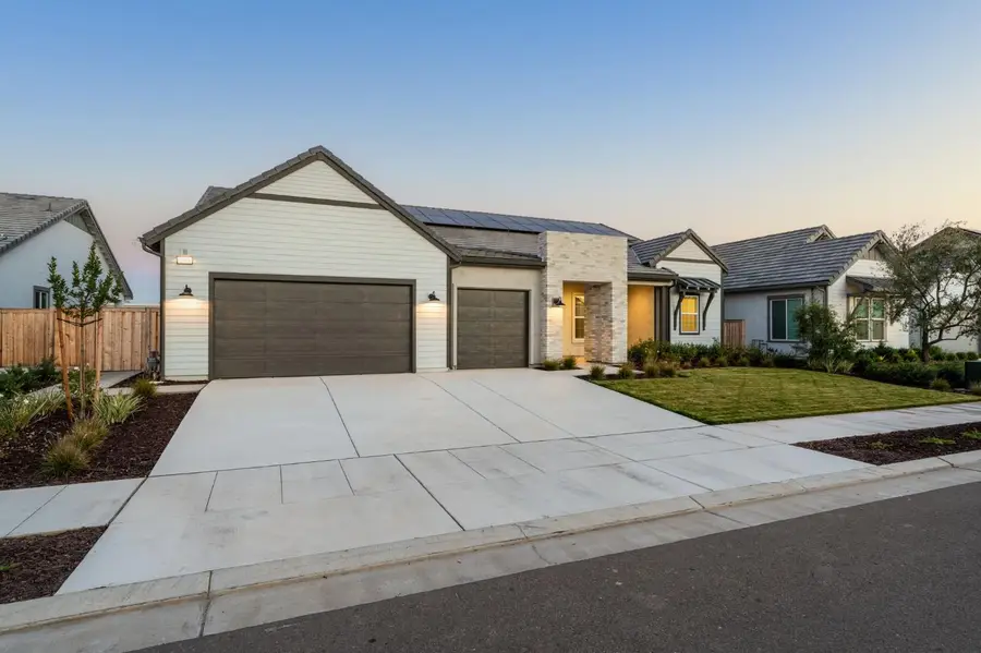 1785 N Renn Avenue, Clovis, CA 93619 - Image #3