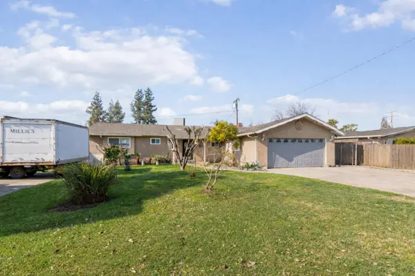 2527 S Linda Vista Street, Visalia, CA 93277