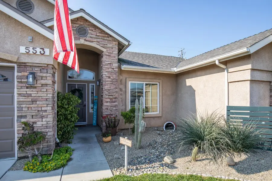 553 Venice Avenue, Dinuba, CA 93618 - Image #2