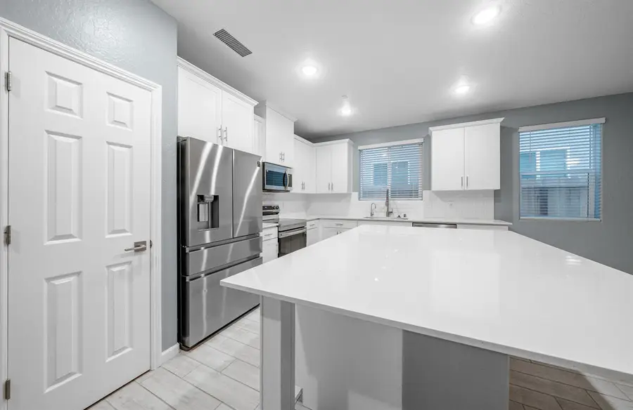 141 Reunion Way S, Madera, CA 93636 - Image #3