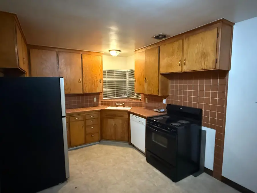 3542 N Orchard Street, Fresno, CA 93726 - Image #2