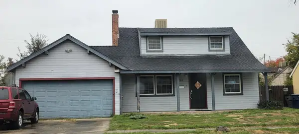 2315 E Santa Ana Avenue, Fresno, CA 93726