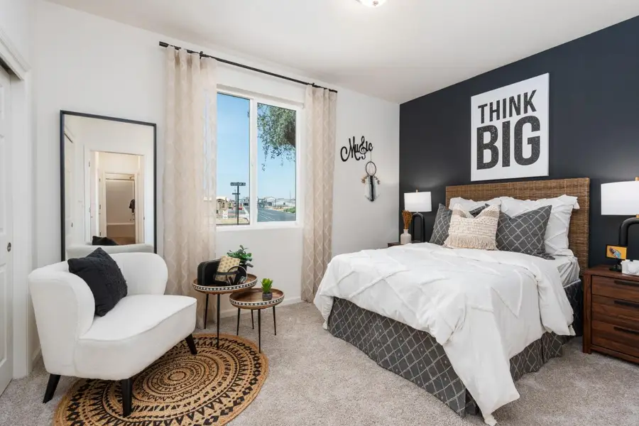 6690 E Home Avenue, Fresno, CA 93727 - Image #3