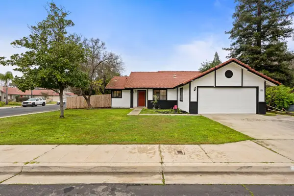 2231 Escalon Avenue, Clovis, CA 93611