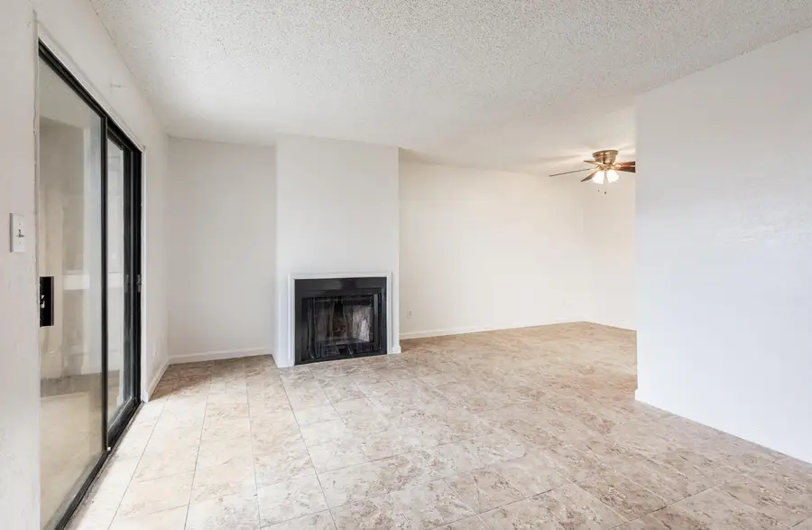 5181 E Olive Avenue #121, Fresno, CA 93727 - Image #3
