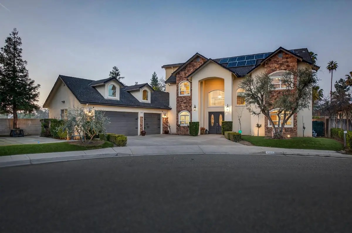 1303 Jordan Avenue, Clovis, CA 93611 - #1