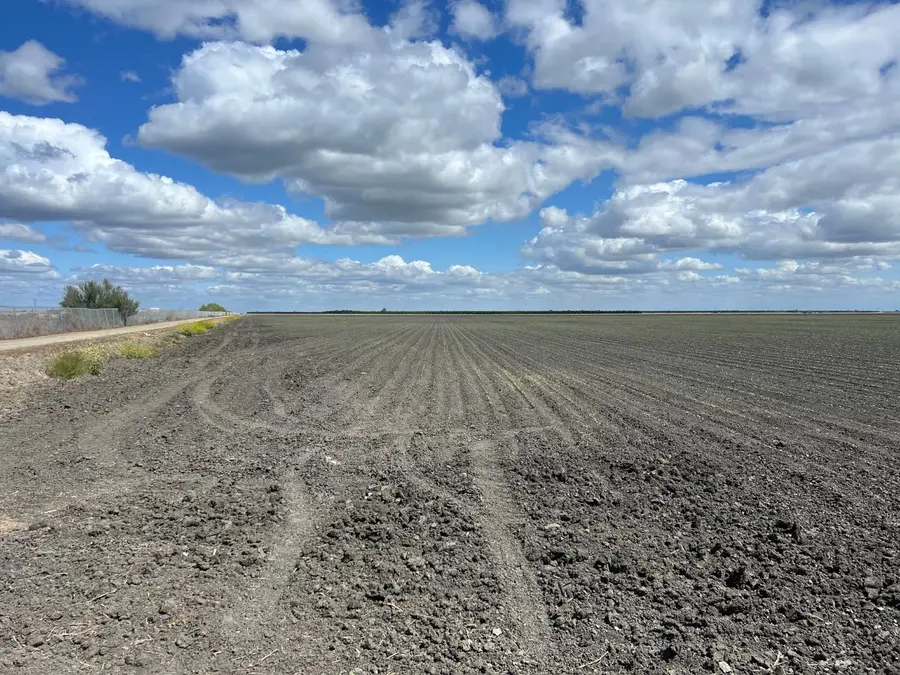 0 W Springfield Avenue W, San Joaquin, CA 93660 - #2