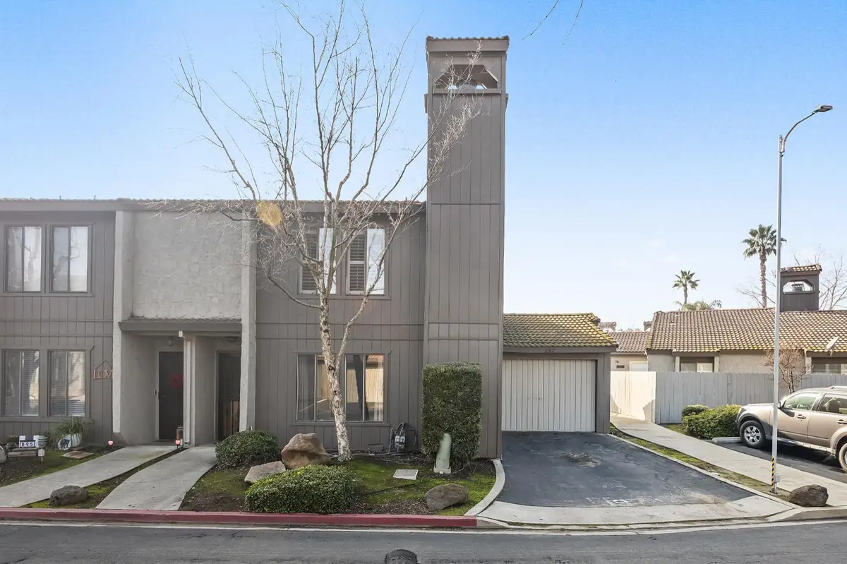 897 Greenfield Avenue, Hanford, CA 93230 - #1