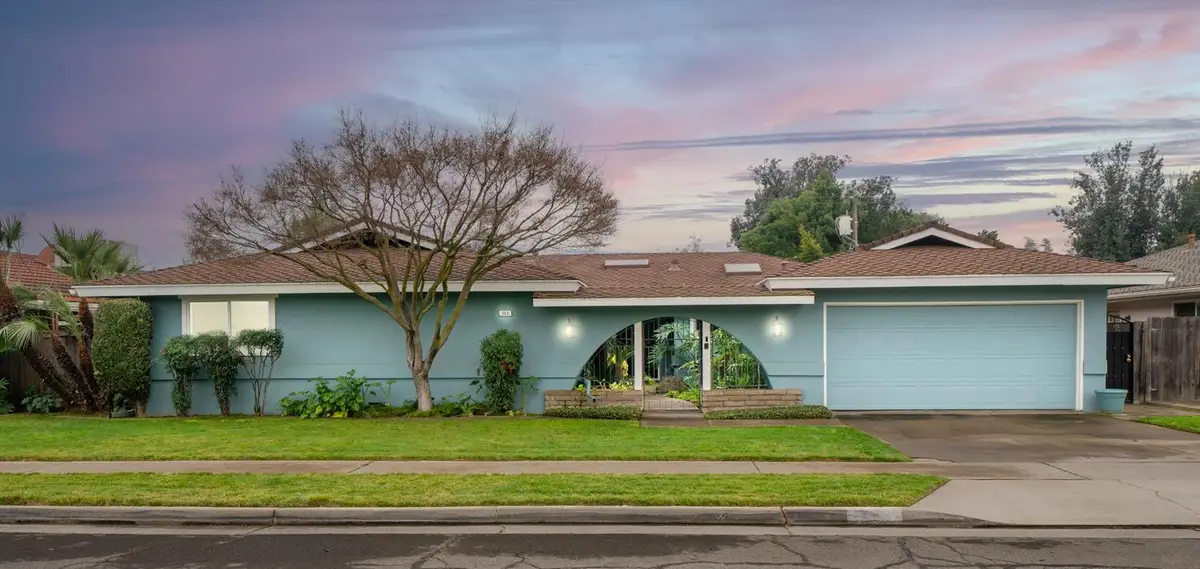 353 W Ellery Way, Fresno, CA 93704 - Image #1