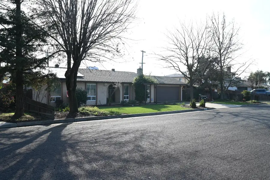 1312 Riverview Drive, Madera, CA 93637 - Image #2