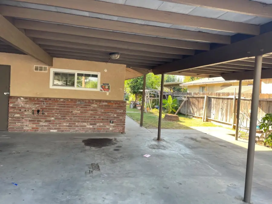 408 S Woodrow Avenue, Fresno, CA 93702 - Image #2