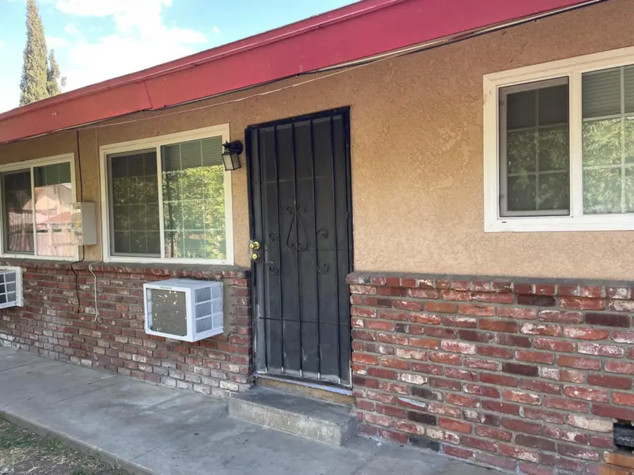408 S Woodrow Avenue, Fresno, CA 93702 - Image #3